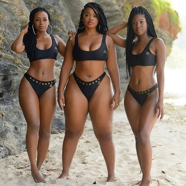 Sexy dicke schwarze Frauen
 #80214774