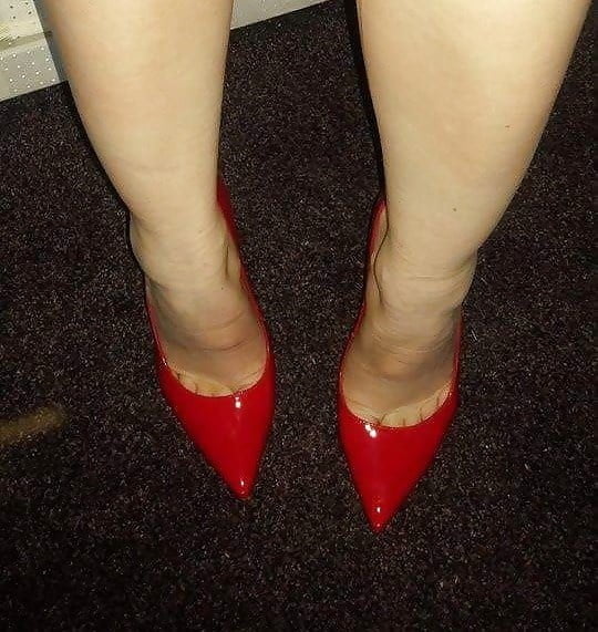 Meine sexy Füße in Strümpfen und Absätzen
 #87667854