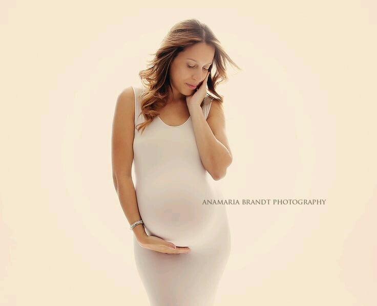 Pregnant women #104221642