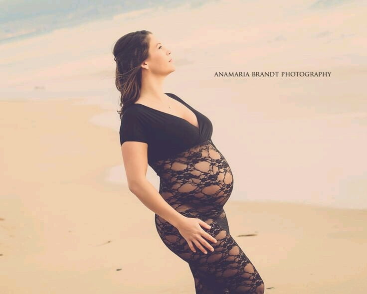 Pregnant women #104221651