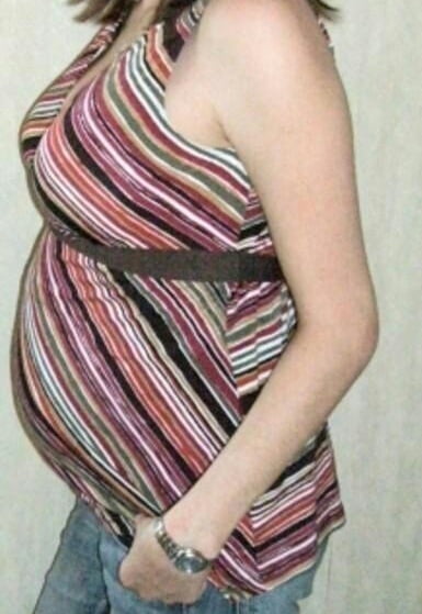Pregnant women #104221795