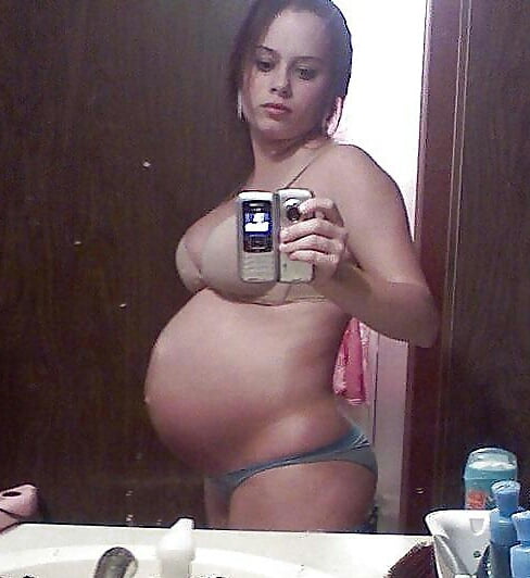 Pregnant women #104221807