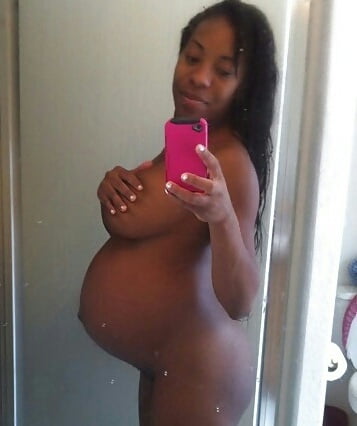 Pregnant women #104221855