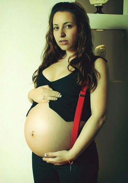 妊娠中の女性
 #104222161