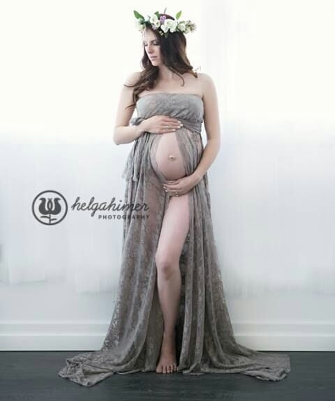 Pregnant women #104222272