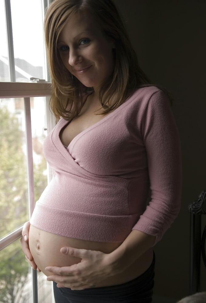 Pregnant women #104222491