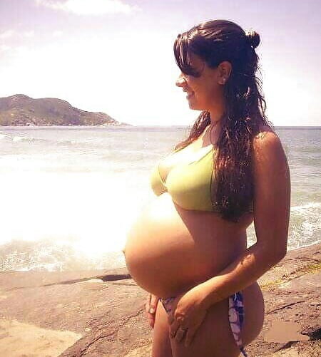Pregnant women #104222504