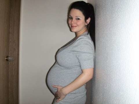 Pregnant women #104222855