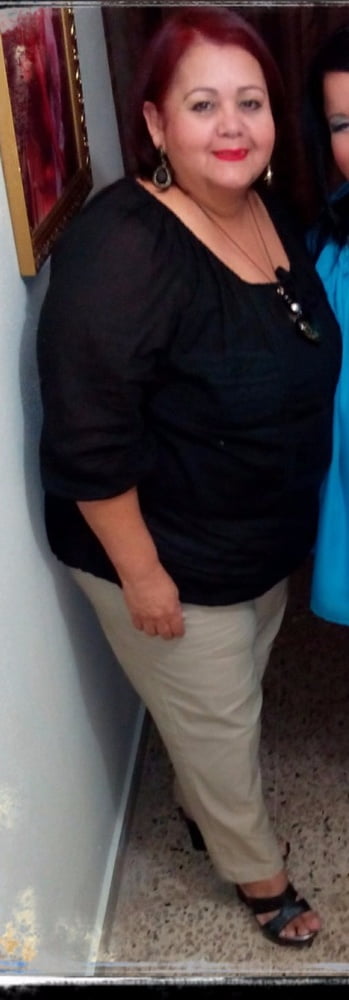 Vakuru mbichana vakadzi ini ndinoida ini handina basa kuti n
 #91573418