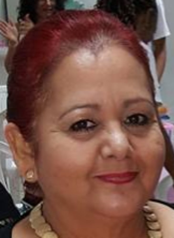 Vakuru mbichana vakadzi ini ndinoida ini handina basa kuti n
 #91573427