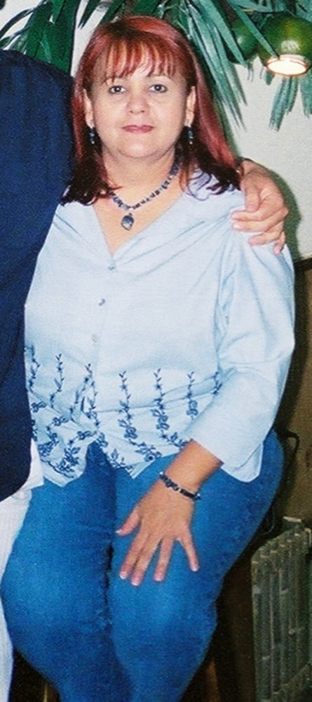 Vakuru mbichana vakadzi ini ndinoida ini handina basa kuti n
 #91573494