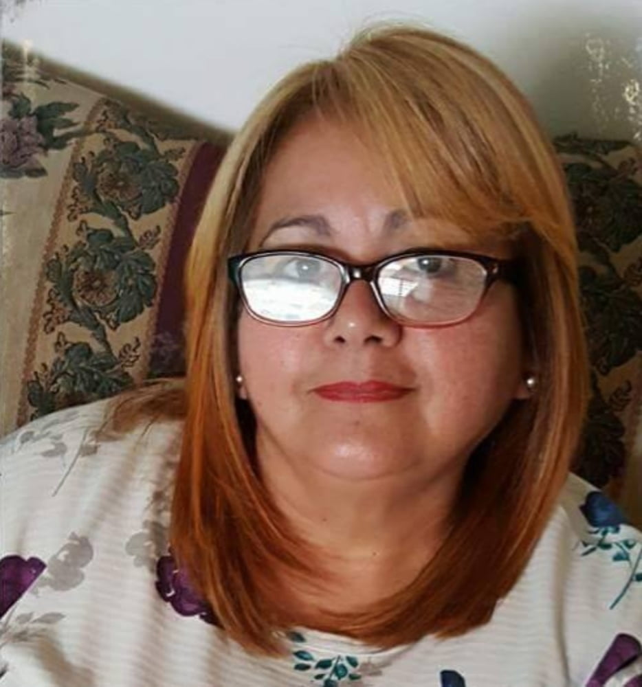 Vakuru mbichana vakadzi ini ndinoida ini handina basa kuti n
 #91573506