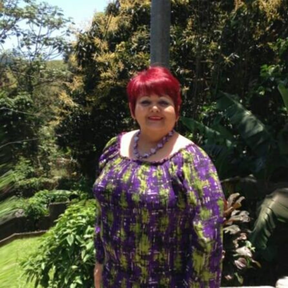 Vakuru mbichana vakadzi ini ndinoida ini handina basa kuti n
 #91573536