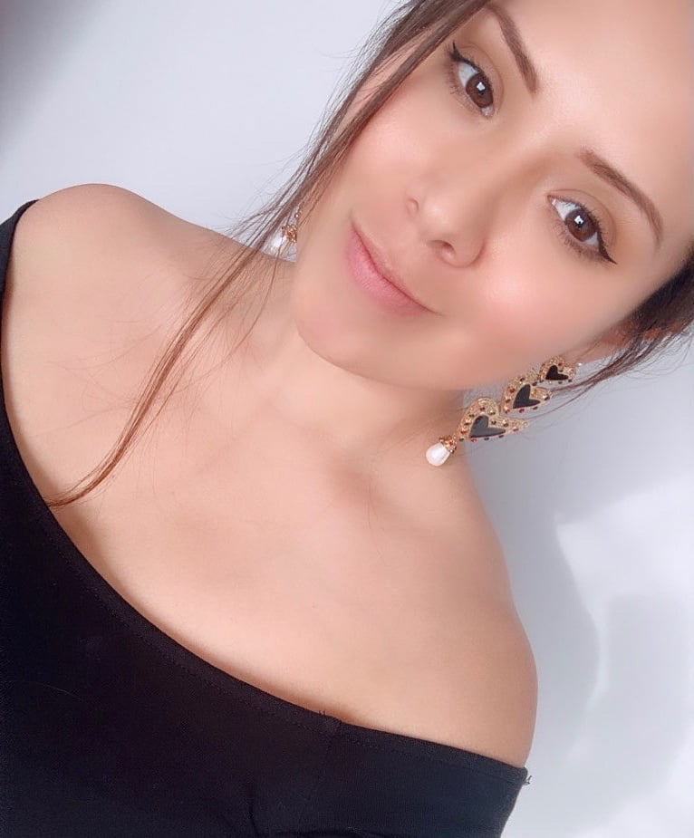 Vanessa, Peru (Vol.5) #104209090