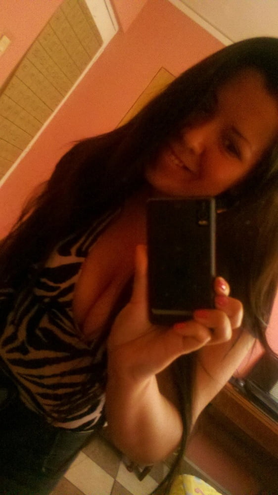 Vanessa, Peru (Vol.5) #104209318