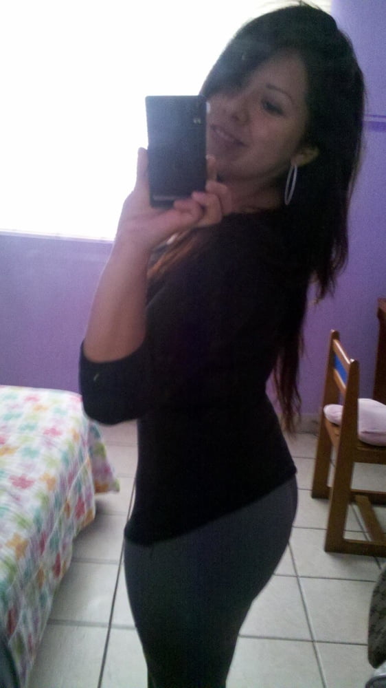 Vanessa, Peru (Vol.5) #104209327