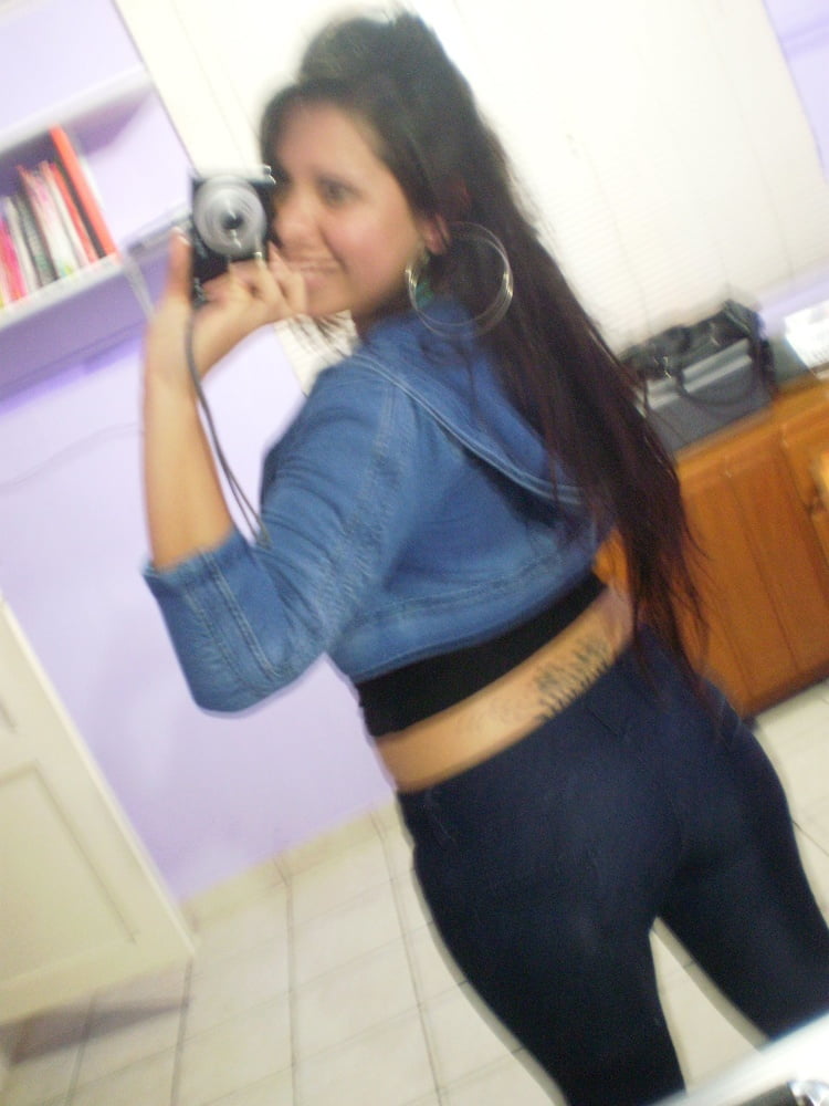 Vanessa, Peru (Vol.5) #104209339