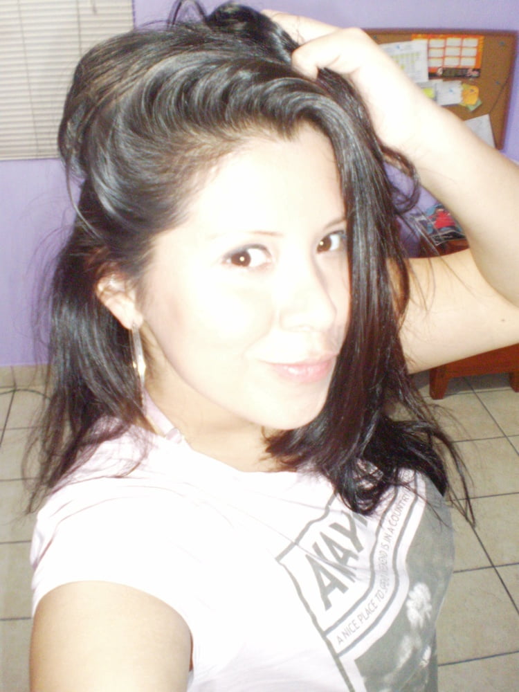 Vanessa, Peru (Vol.5) #104209376