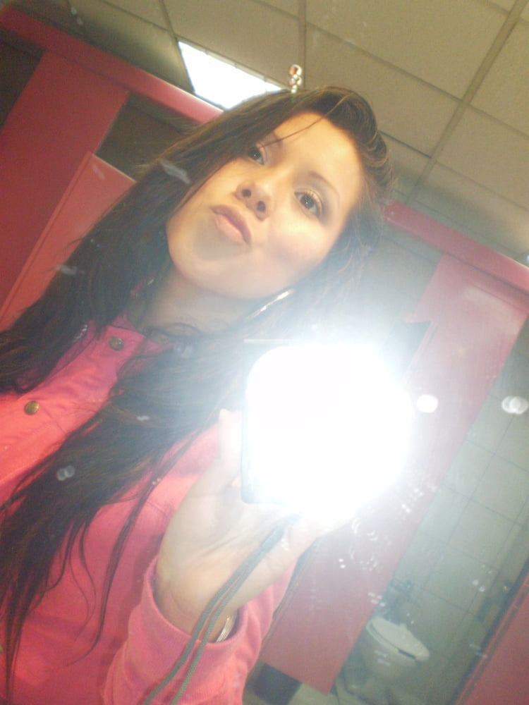 Vanessa, Peru (Vol.5) #104209379