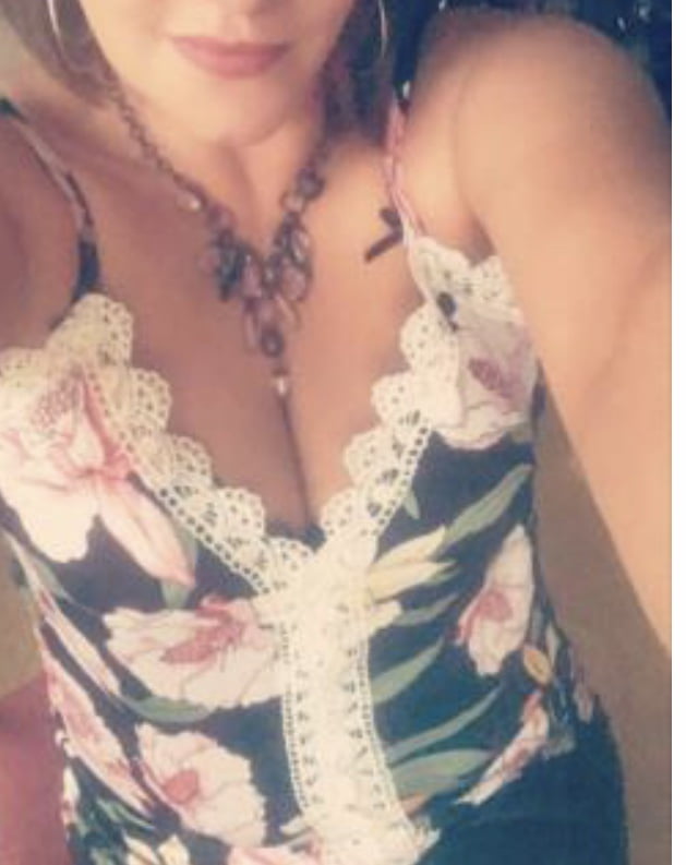 All these sluts are available to view naked or in their bras #94474260