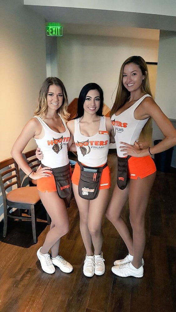 The Girls From Hooters Wear Pantyhose #89061557