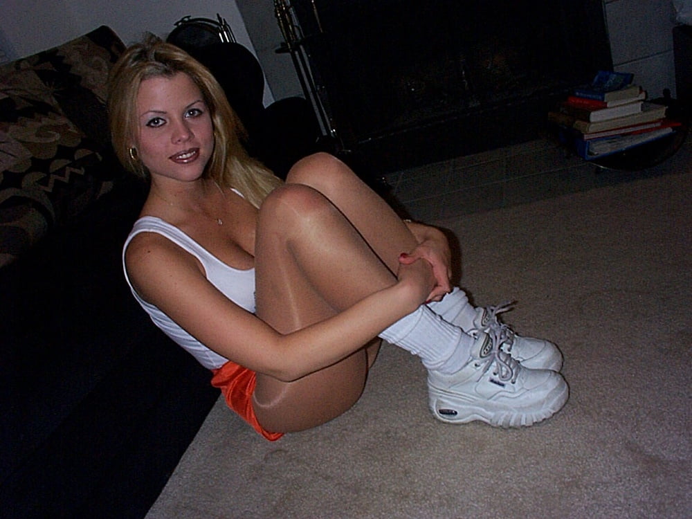The Girls From Hooters Wear Pantyhose #89061955