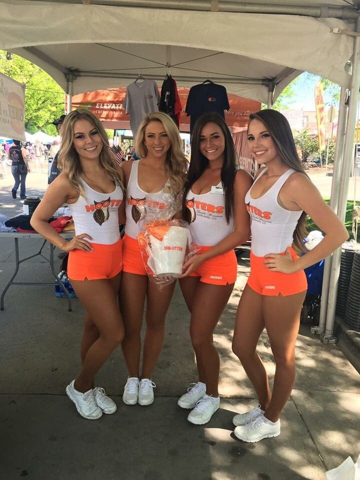 The Girls From Hooters Wear Pantyhose #89062048