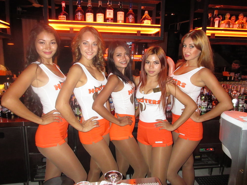 The Girls From Hooters Wear Pantyhose #89062167