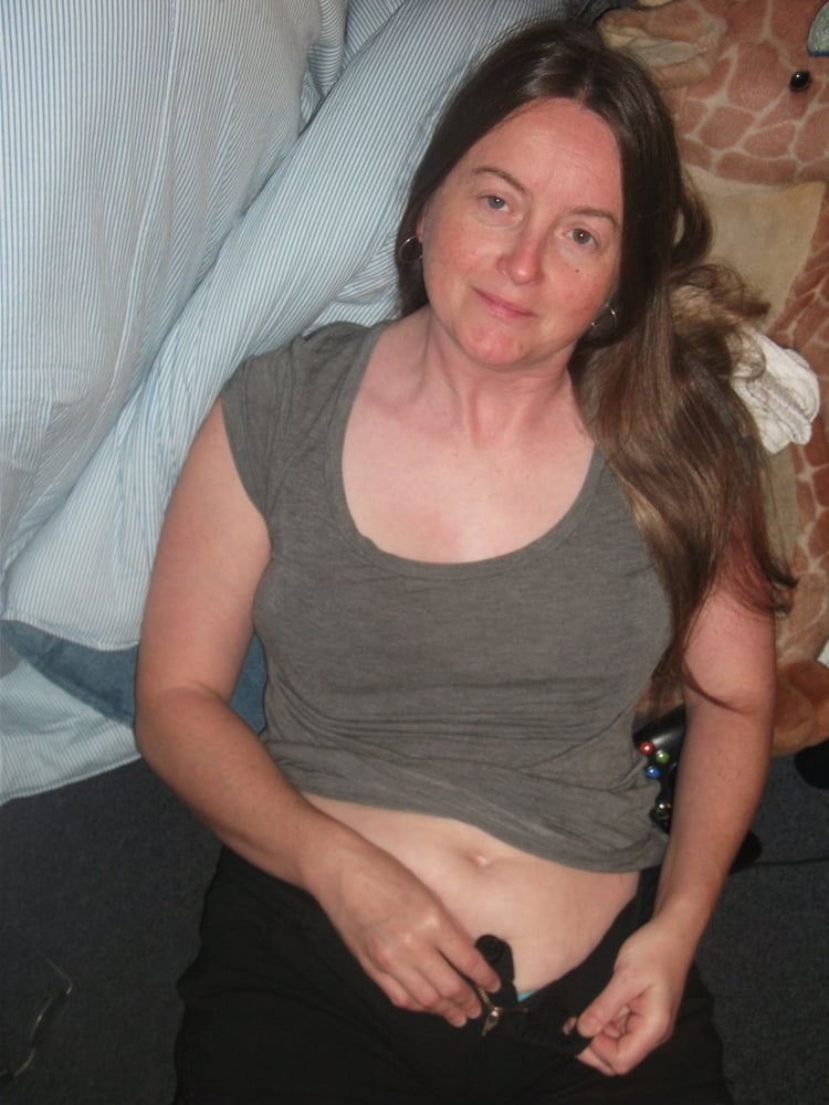 AMATUER MILF NEXT DOOR BABE MAGMA PANDEMIC PICS TRY ONS #93042230