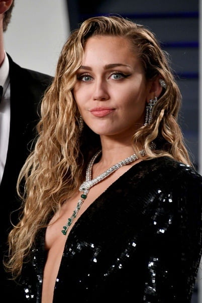 Miley Cyrus #105500679