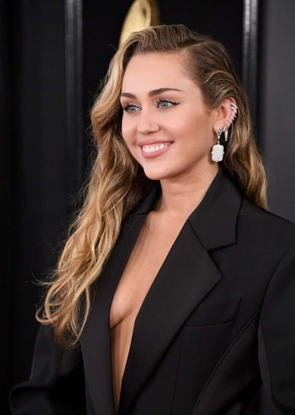 Miley Cyrus #105501444