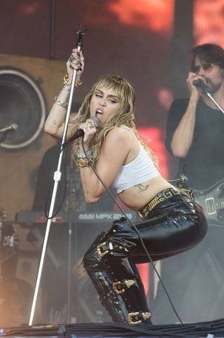 Miley Cyrus #105501568