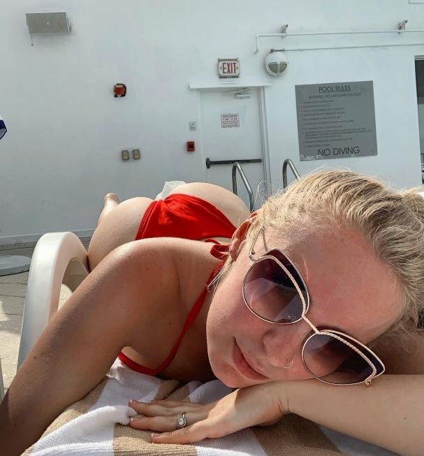 Mandy Sette nackt #108241528