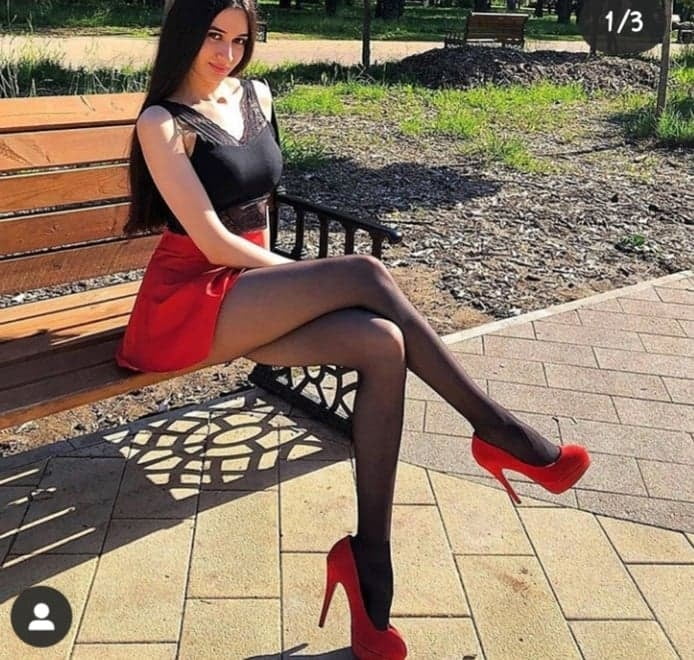 sexy bench girls #88074463