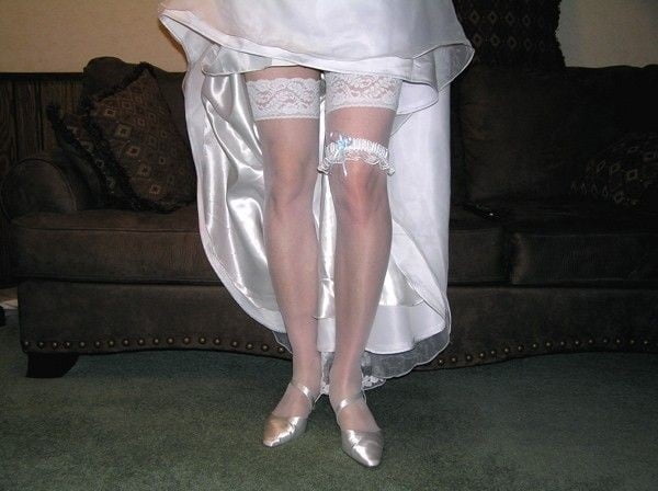 絹のような結婚式の花嫁のガウンとドレス 2
 #103903902