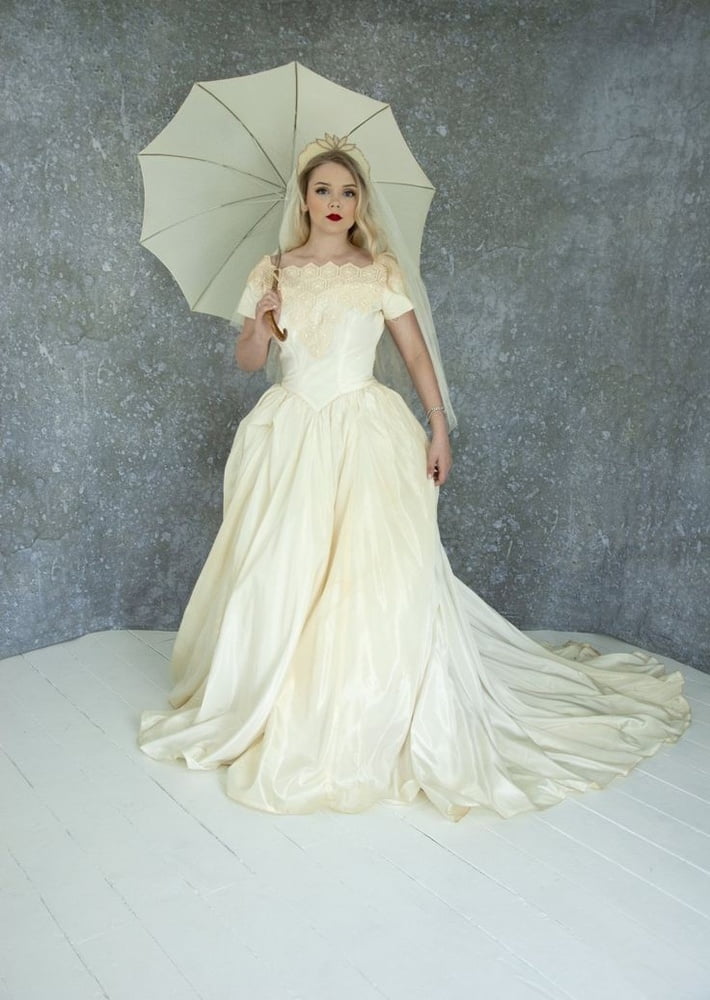 Silky wedding bride gowns &amp; dresses 2 #103904700