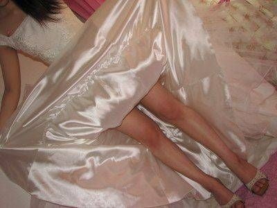 絹のような結婚式の花嫁のガウンとドレス 2
 #103904874