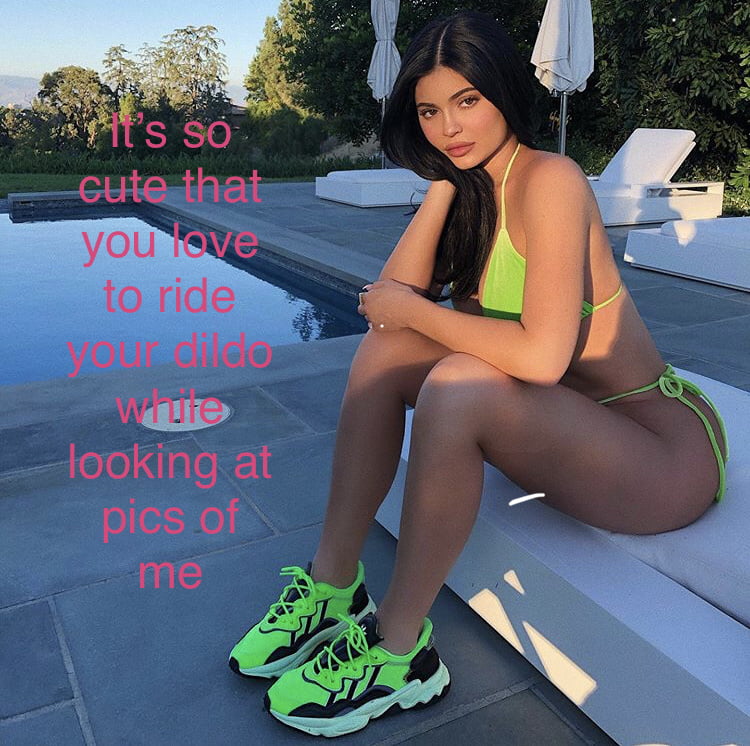 Celeb Captions Beta #100219115