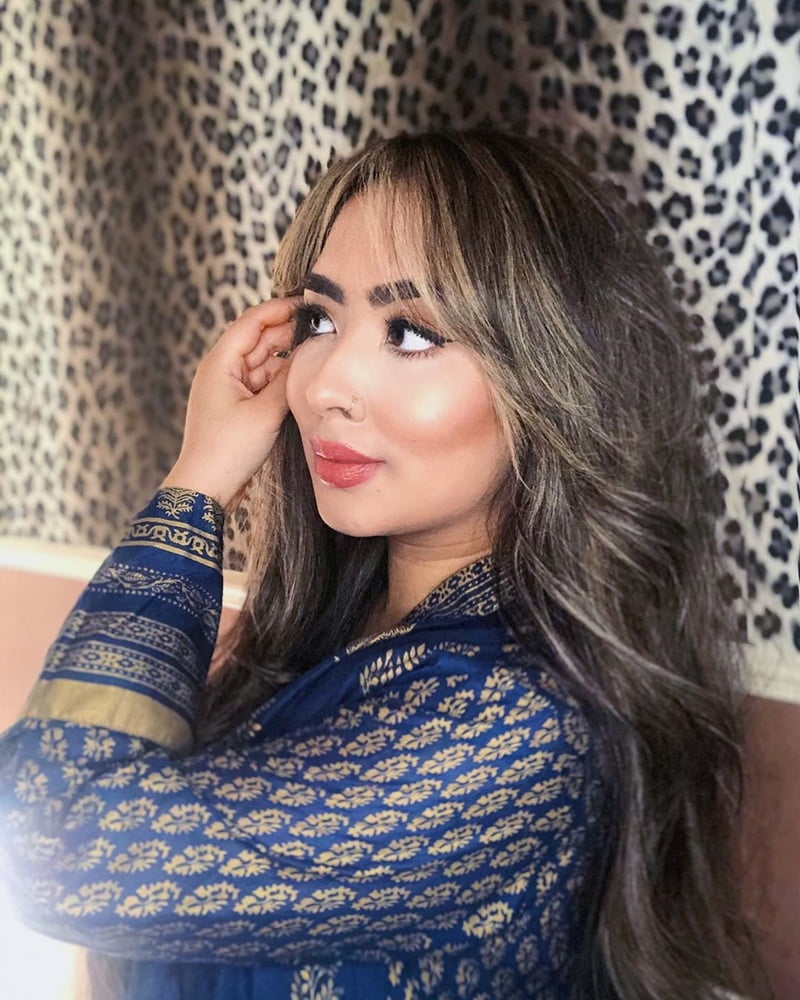 West yorkshire pakistani schlampen
 #96684646