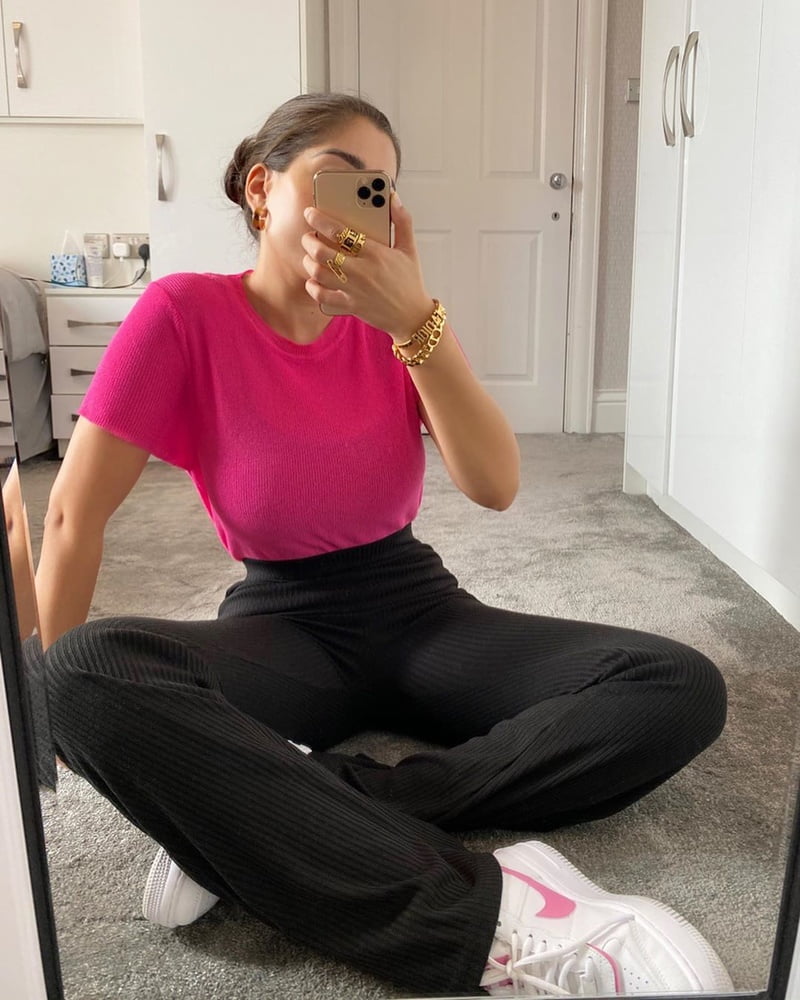 West yorkshire pakistani schlampen
 #96684731