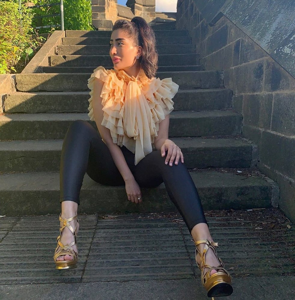 West yorkshire pakistani schlampen
 #96684746