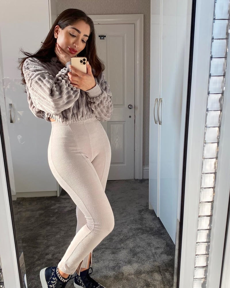 West yorkshire pakistani schlampen
 #96684764