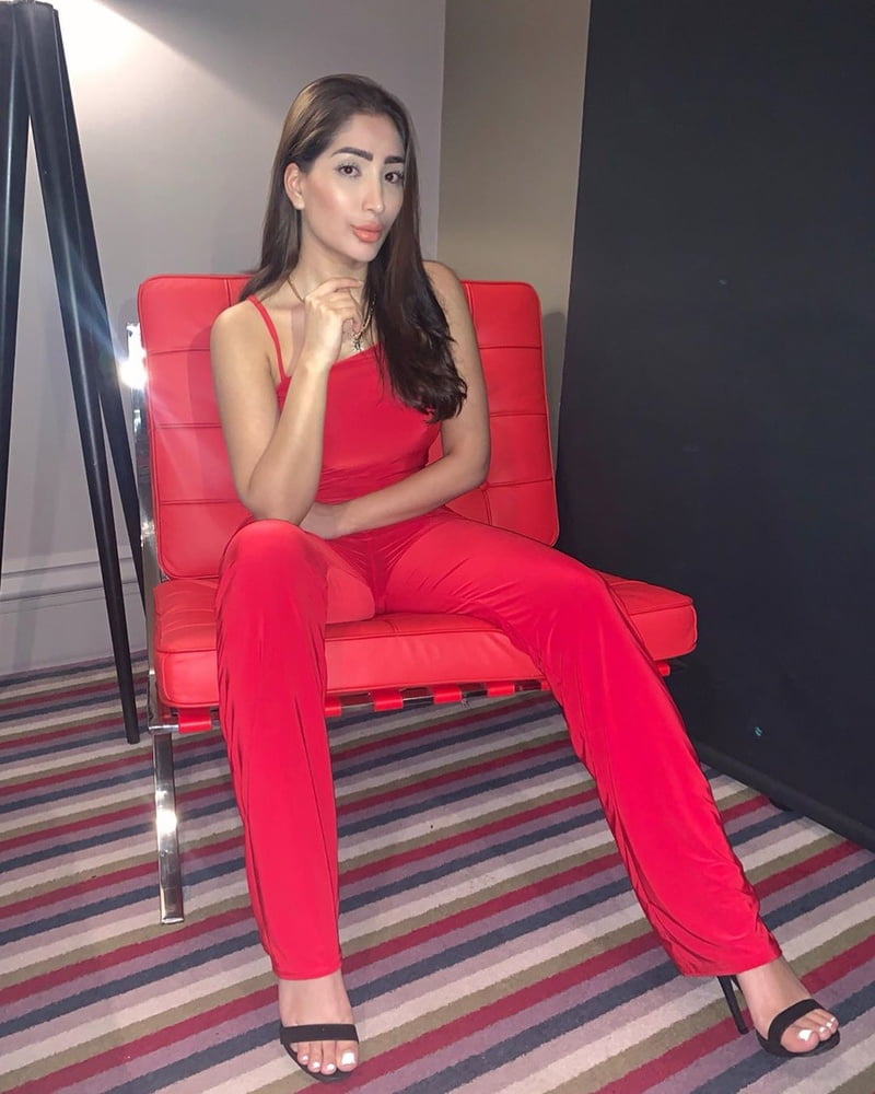 West yorkshire pakistani schlampen
 #96684853