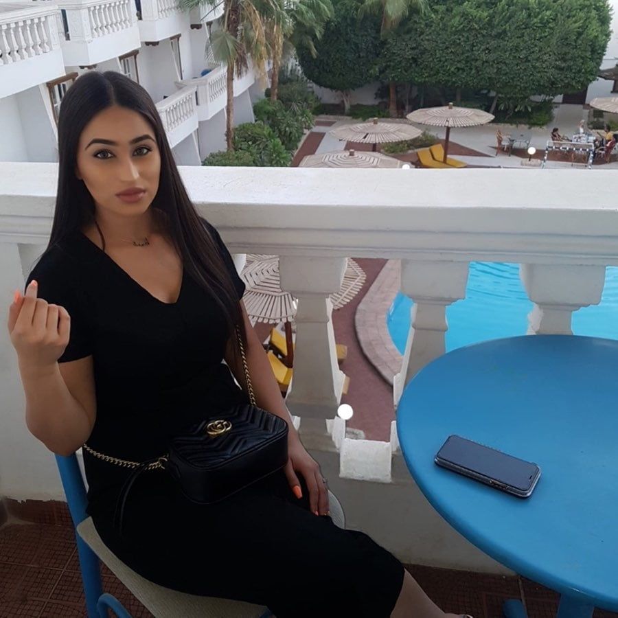 West yorkshire pakistani schlampen
 #96684928