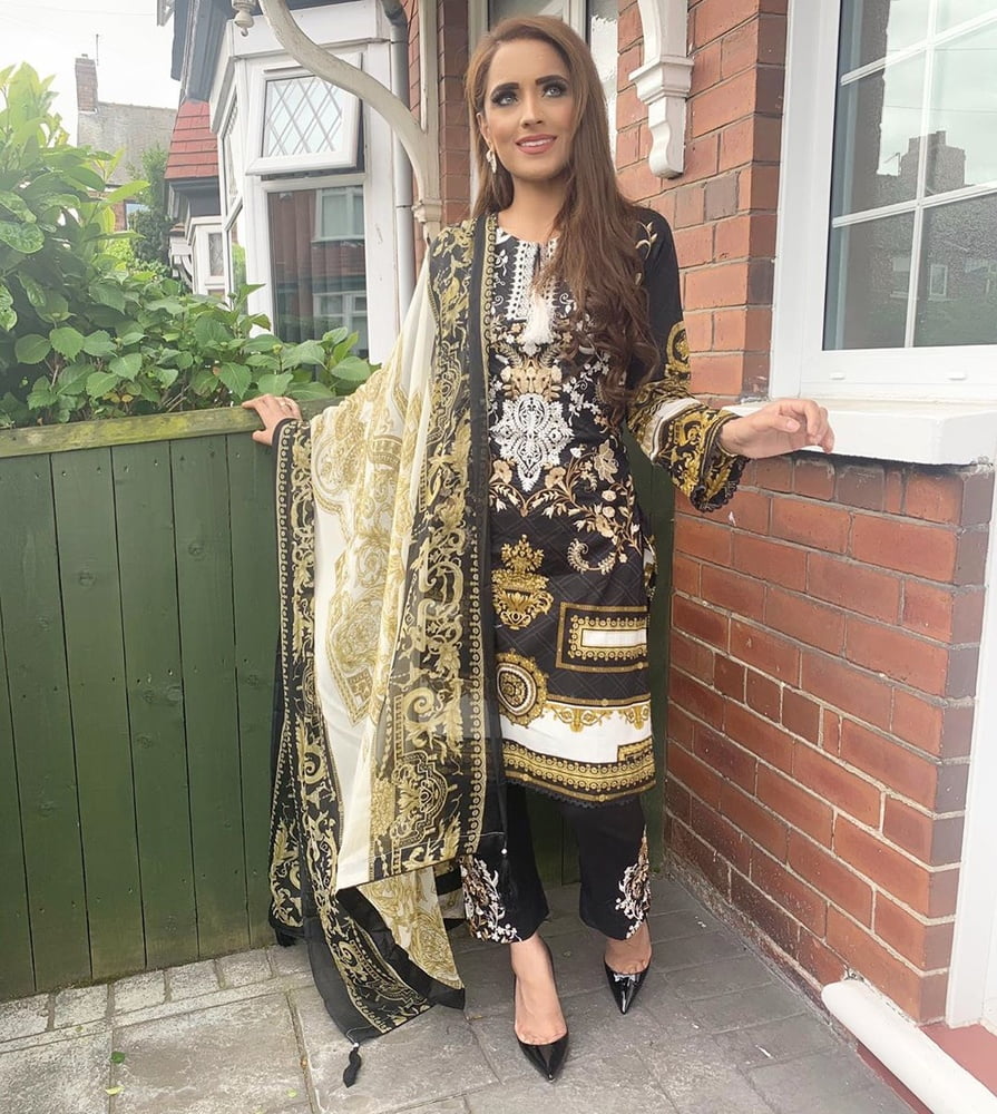 West yorkshire pakistani schlampen
 #96684955