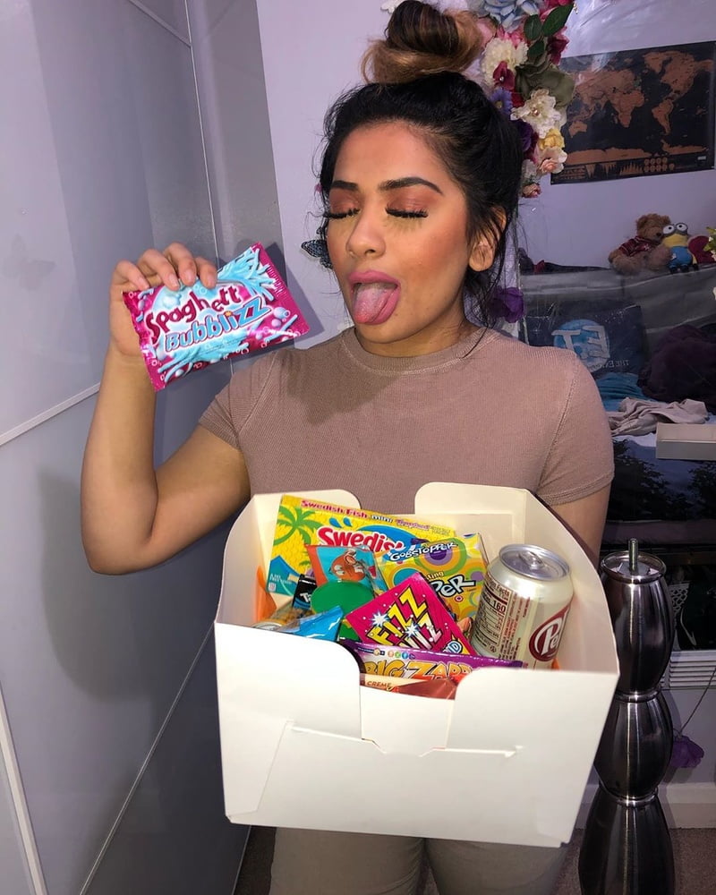 West yorkshire pakistani schlampen
 #96684991