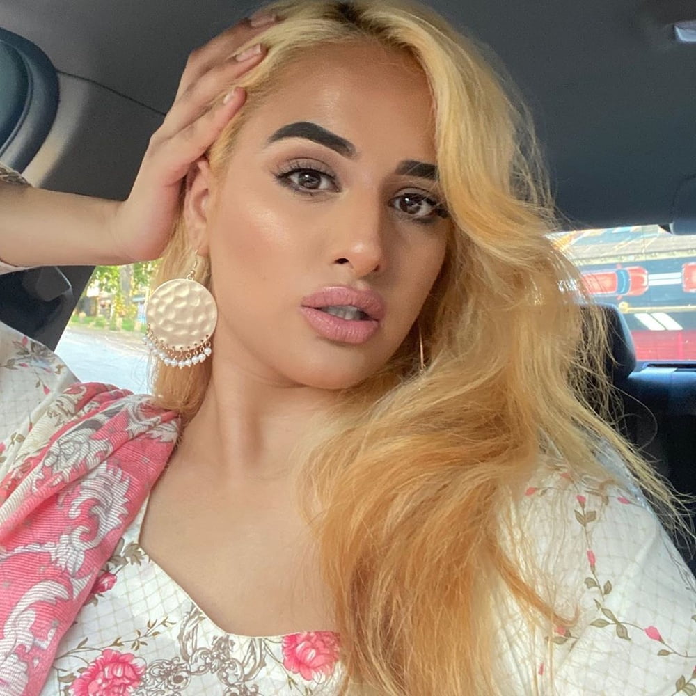 West yorkshire pakistani schlampen
 #96685086