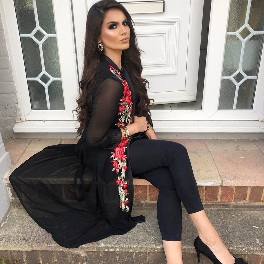 West yorkshire pakistani schlampen
 #96685116