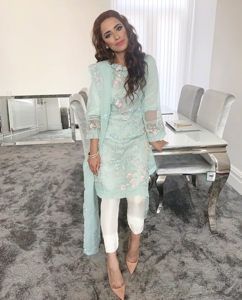 West yorkshire pakistani schlampen
 #96685158