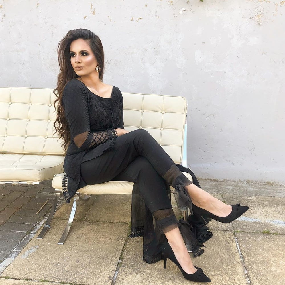 West yorkshire pakistani schlampen
 #96685234